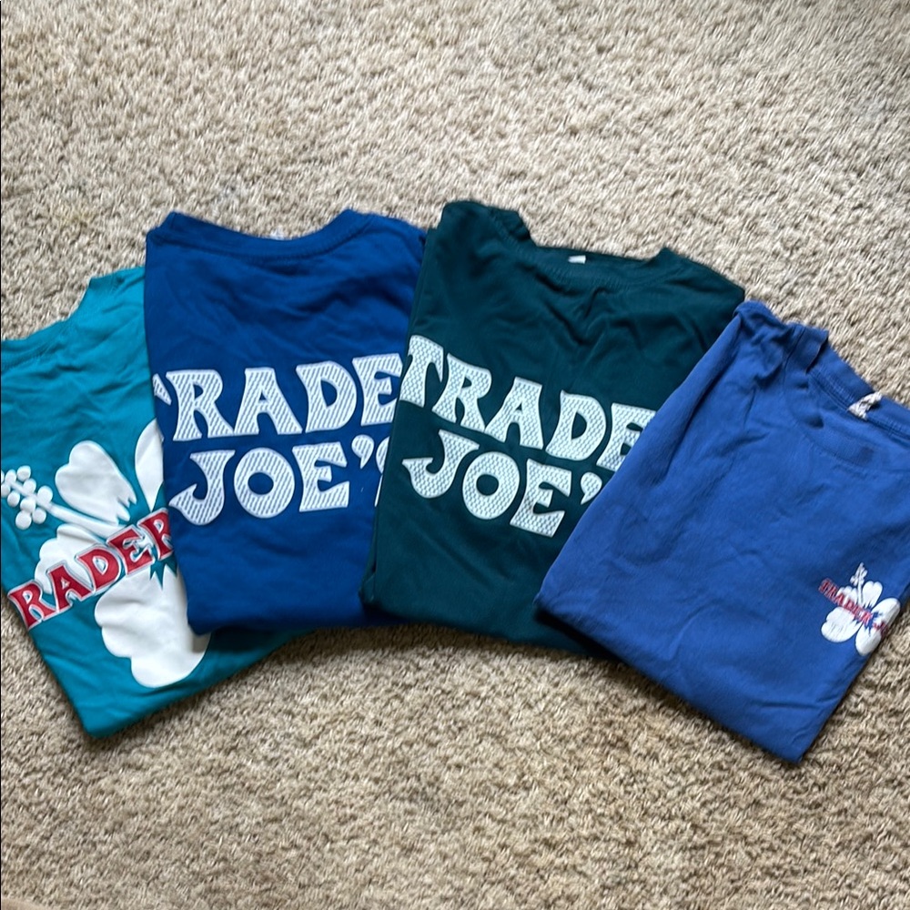 Crew Shirts 🌺 - Blue Assorted bundle of 4